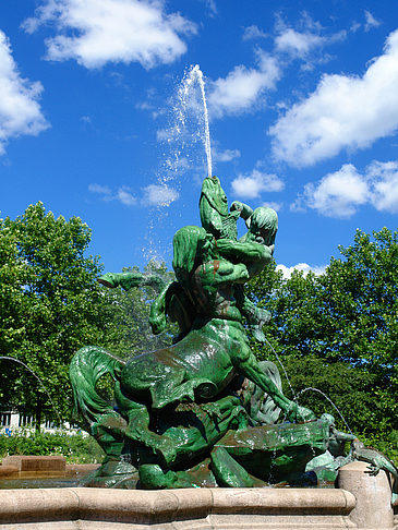 Brunnen auf dem Platz der Republik