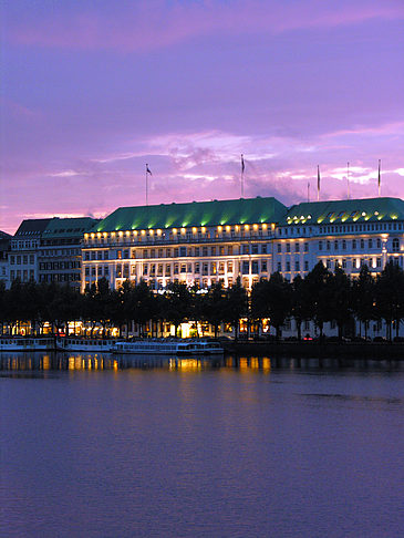 Foto Hotel Vierjahreszeiten - Hamburg