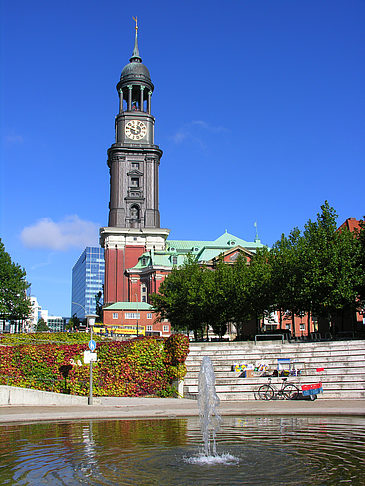 St. Michaelis Kirche Fotos