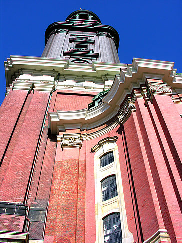 St. Michaelis Kirche - Turm Fotos