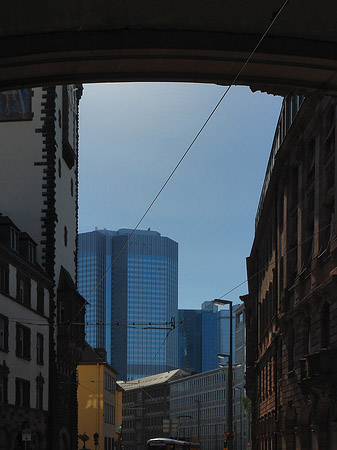 Foto Dresdner Bank von Seufzerbrücke aus