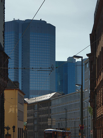 Foto Dresdner Bank von Seufzerbrücke aus