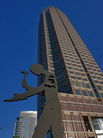 Foto Hammering Man am Fuß der Messe - Frankfurt am Main