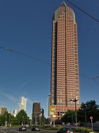 Blick auf Theodor-Heuss-Allee