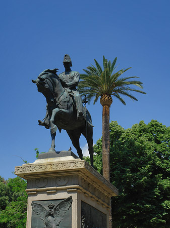 Statue von Carlo Alberto Foto 