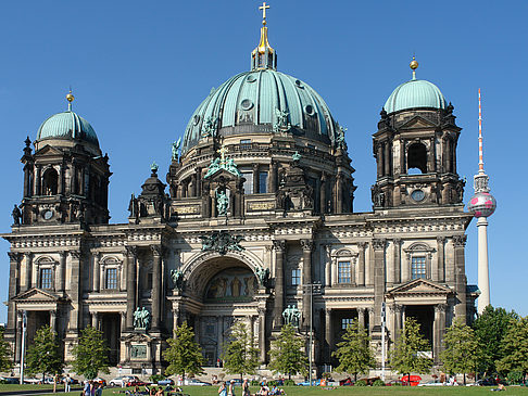 Foto Berliner Dom mit Lustgarten - Berlin