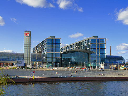 Blick auf den Hauptbahnhof Foto 