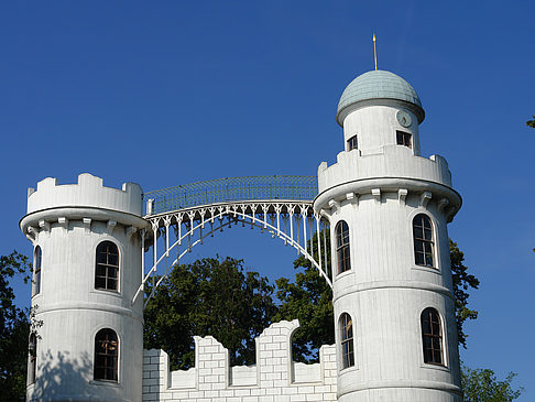 Fotos Schloss auf der Pfaueninsel