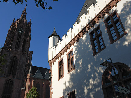 Leinwandhaus mit Kaiserdom Foto 