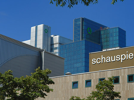 Foto Schauspiel Frankfurt mit Dresdner Bank - Frankfurt am Main