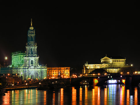 Fotos Semperoper bei Nacht